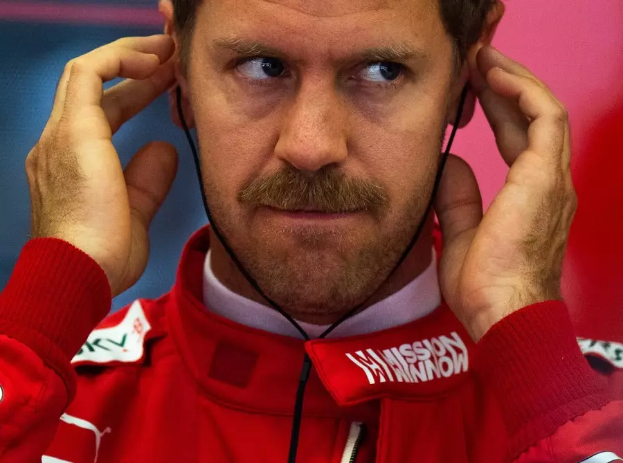 Sebastian Vettel Foto zur News: Rücktrittsgedanken: Vettel besorgt um "Werte" in der Formel 1
