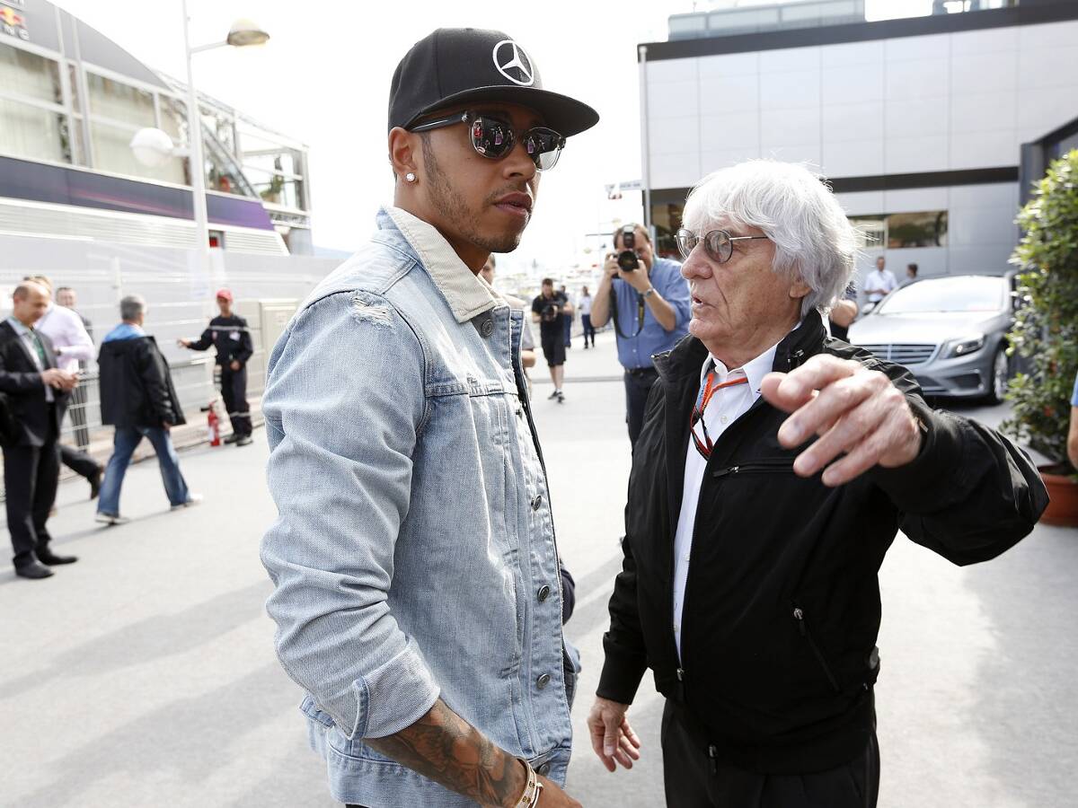 Foto zur News: Bernie Ecclestone: Formel 1 auch für Lewis Hamilton zum Hobby geworden