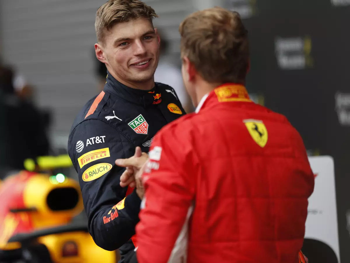 Foto zur News: Max Verstappen: Vettel zwar ein guter Fahrer, aber nicht "magisch"