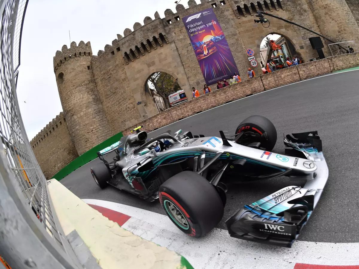 Foto zur News: TV-Übertragung F1 Baku: Übersicht, Zeitplan #AND# Live-Streams