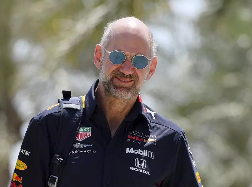 Foto zur News: "Fühle mich sehr wohl": Adrian Newey will Red Bull nicht verlassen