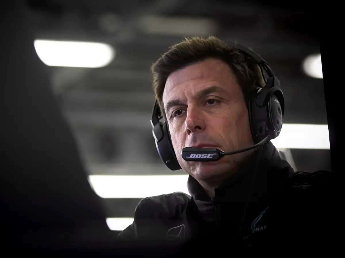 Foto zur News: Keine Mercedes-Teamorder: Das sagte Toto Wolff kurz vor Rennende am Funk