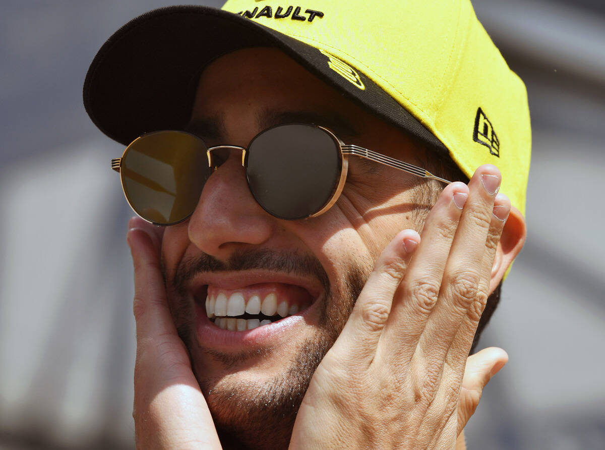 Foto zur News: Baku-Malheur: Warum Ricciardo nach dem Replay erleichtert war