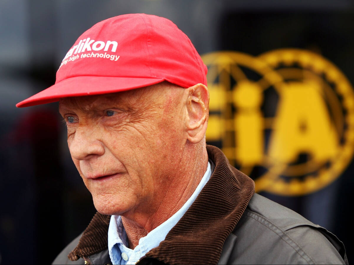 Foto zur News: Das Warten geht weiter: Niki Lauda auch für Besuch in Barcelona nicht fit