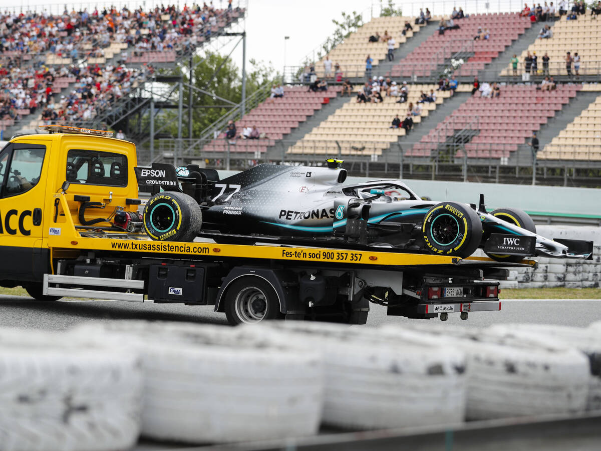 Foto zur News: Formel-1-Training Barcelona: Mercedes trotz Bottas-Dreher Favorit