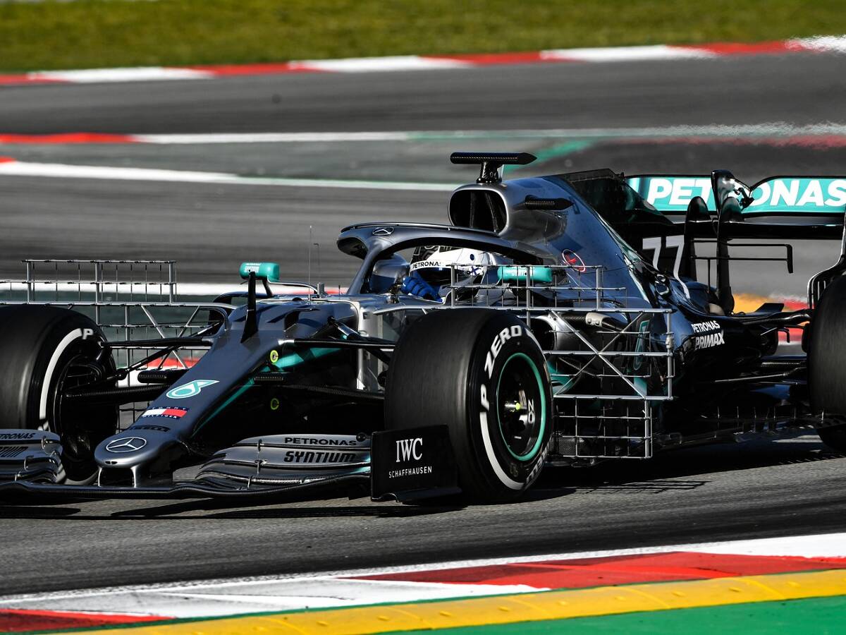 Foto zur News: Formel-1-Test Barcelona: Mercedes an der Spitze, Ferrari-Junior crasht