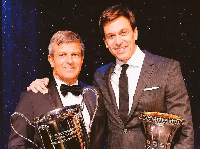 Fritz Enzinger und Toto Wolff Foto zur News: Toto Wolff: Droht Red Bull ohne Porsche ein Williams-Schicksal?