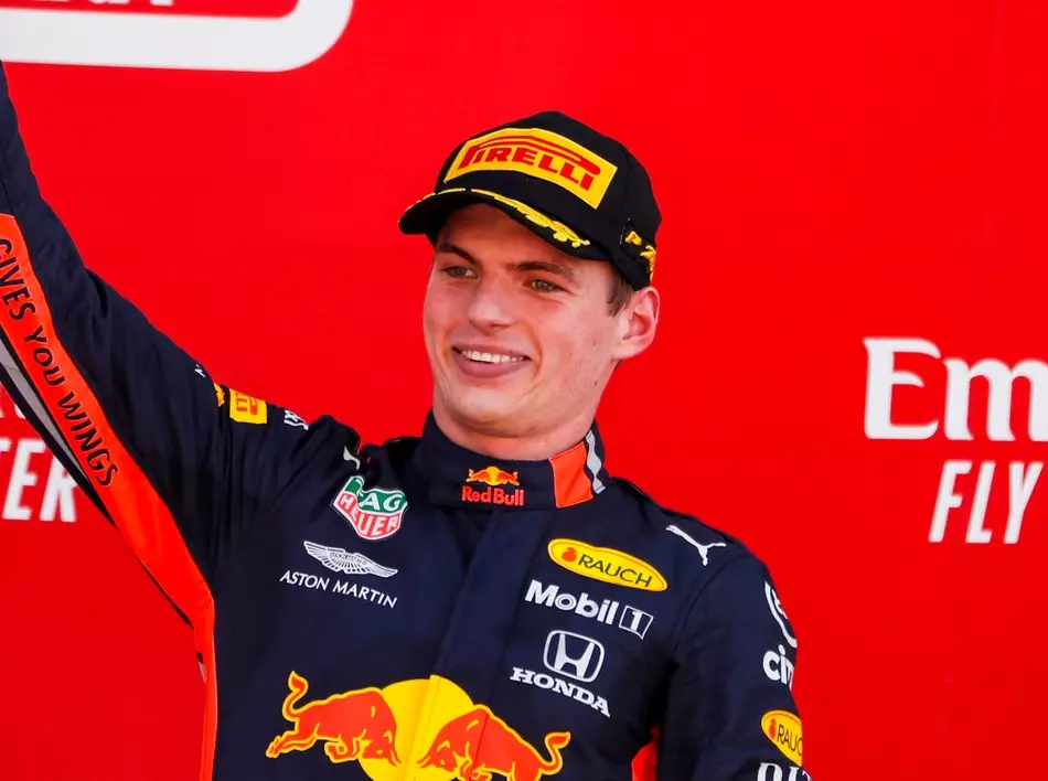 Foto zur News: Max Verstappen aktuell der beste Fahrer? "Schwer zu sagen ..."