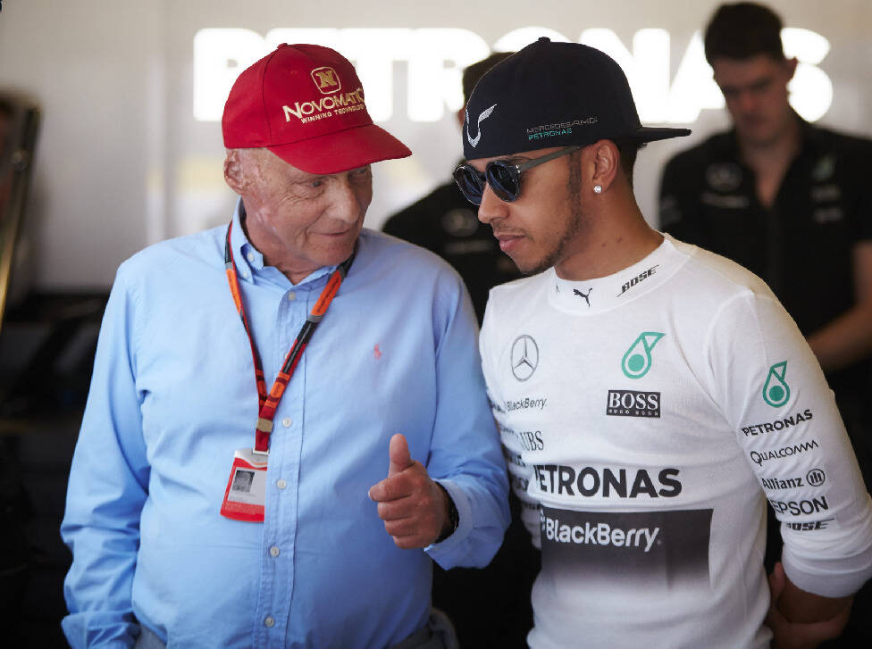 Foto zur News: Lewis Hamilton: Mit Niki Lauda nie über das Rennfahren geredet