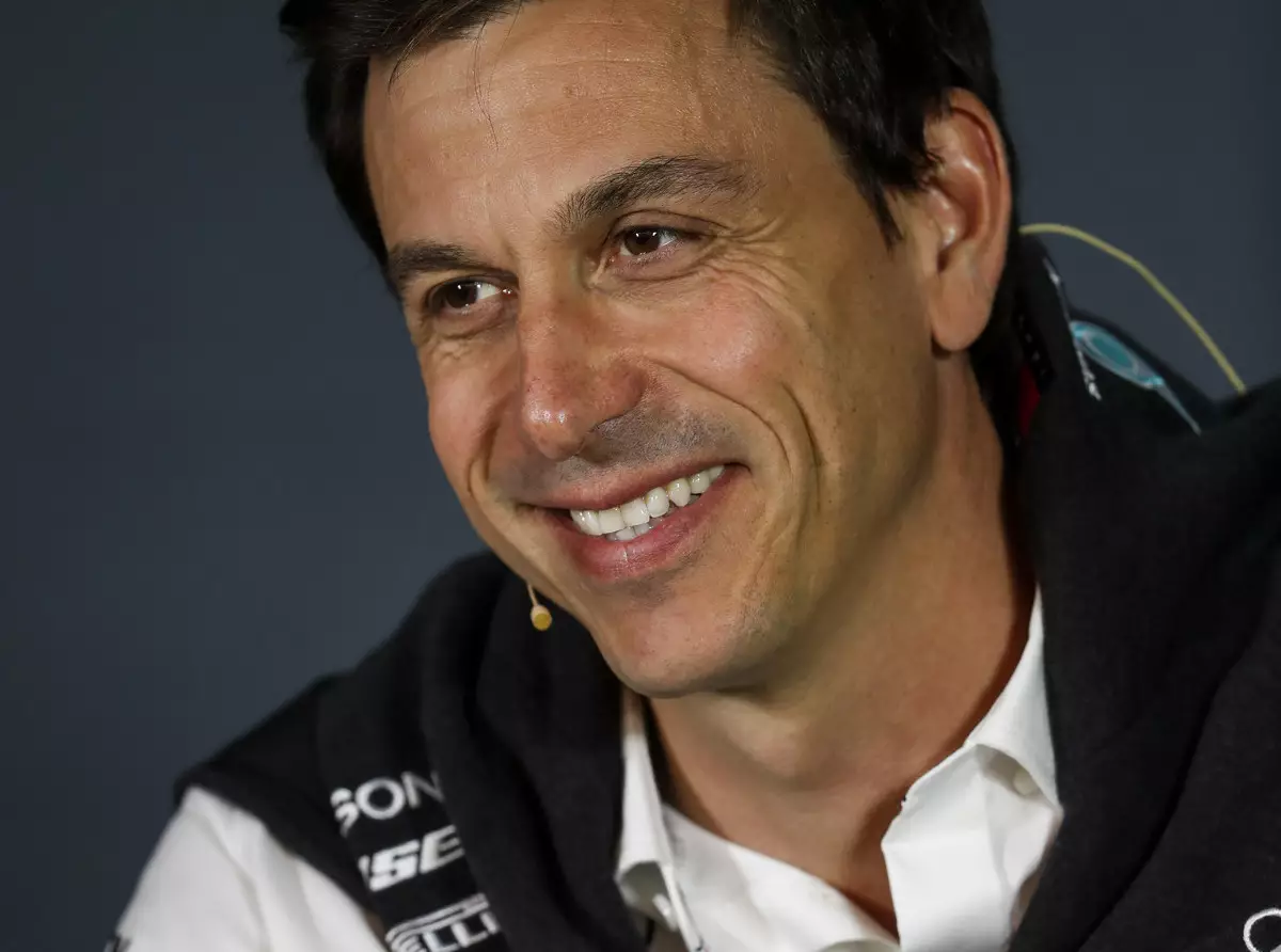 Foto zur News: Toto Wolff und das dritte Auto: "Niemand hört mir zu"