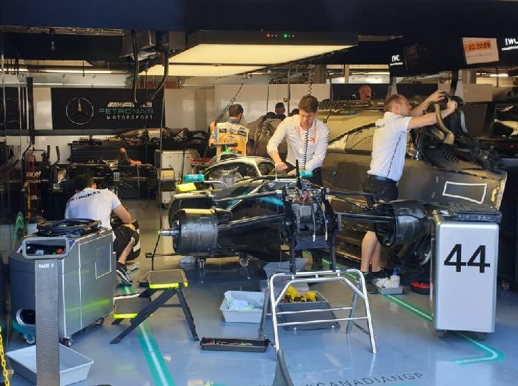 Foto zur News: Hydraulikleck: Lewis Hamiltons Start in Kanada hing am seidenen Faden