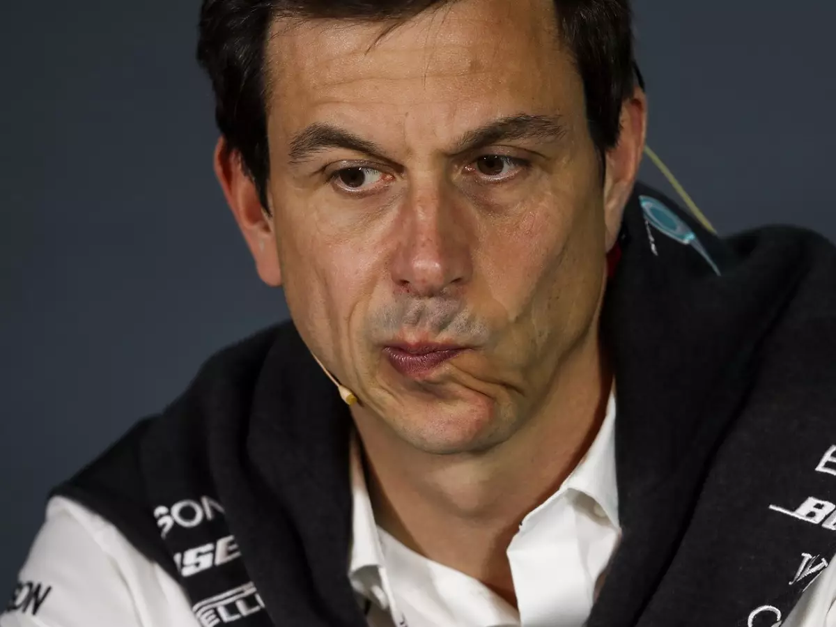 Foto zur News: Toto Wolff: Nach Kanada kein Mitleid für Sebastian Vettel