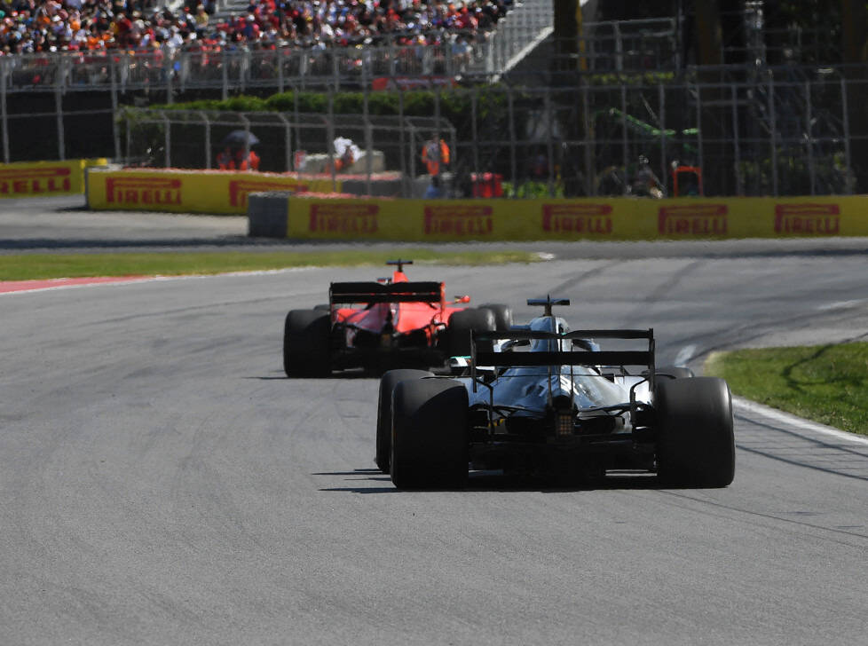 Foto zur News: Mercedes erklärt: Warum Hamilton im zweiten Stint schneller war