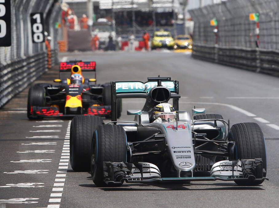 Foto zur News: Ricciardo zieht Monaco-Vergleich: Hamilton straffrei, dann Vettel erst recht