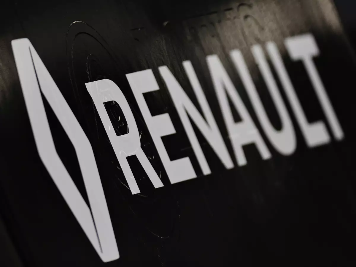 Logo und Schriftzug: Renault Foto zur News: Renault: Verbleib in der Formel 1 einen Schritt näher gerückt