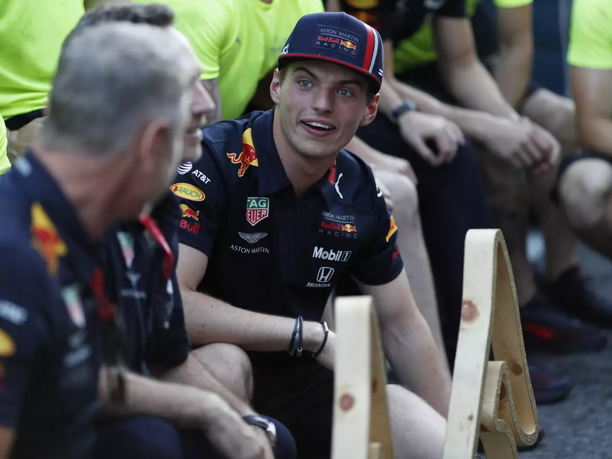 Foto zur News: Verstappen antwortet auf Bleekemolen: "Sollte unser neuer Stratege werden"