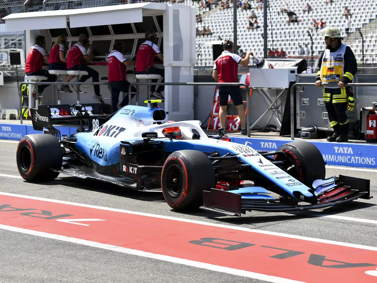 Foto zur News: Williams-Probleme gehen weiter: Kubica im Ersatzauto, Russell mit Schaden