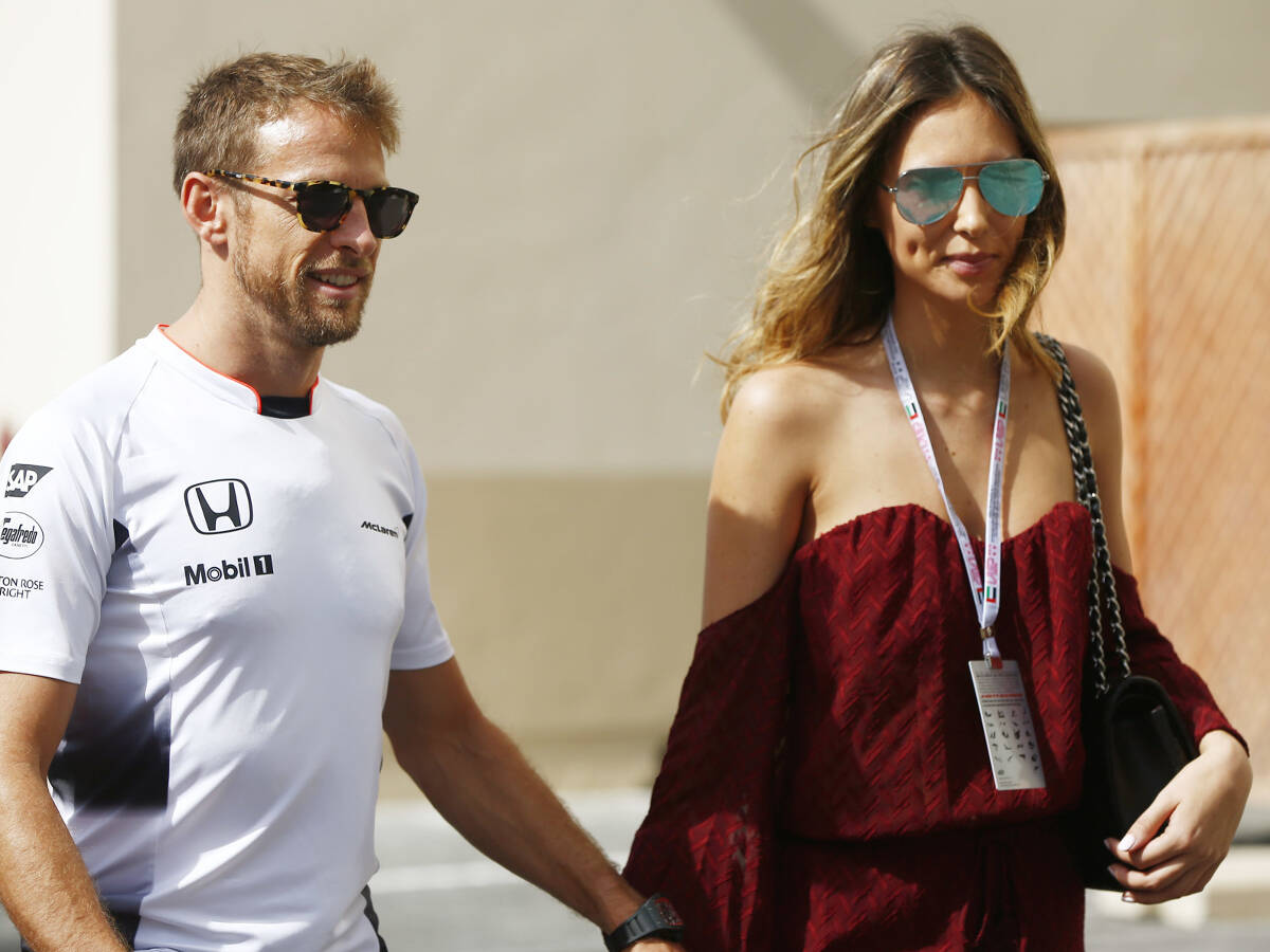 Foto zur News: Vaterfreuden nicht nur bei Kwjat: Auch Jenson Button wurde Papa!