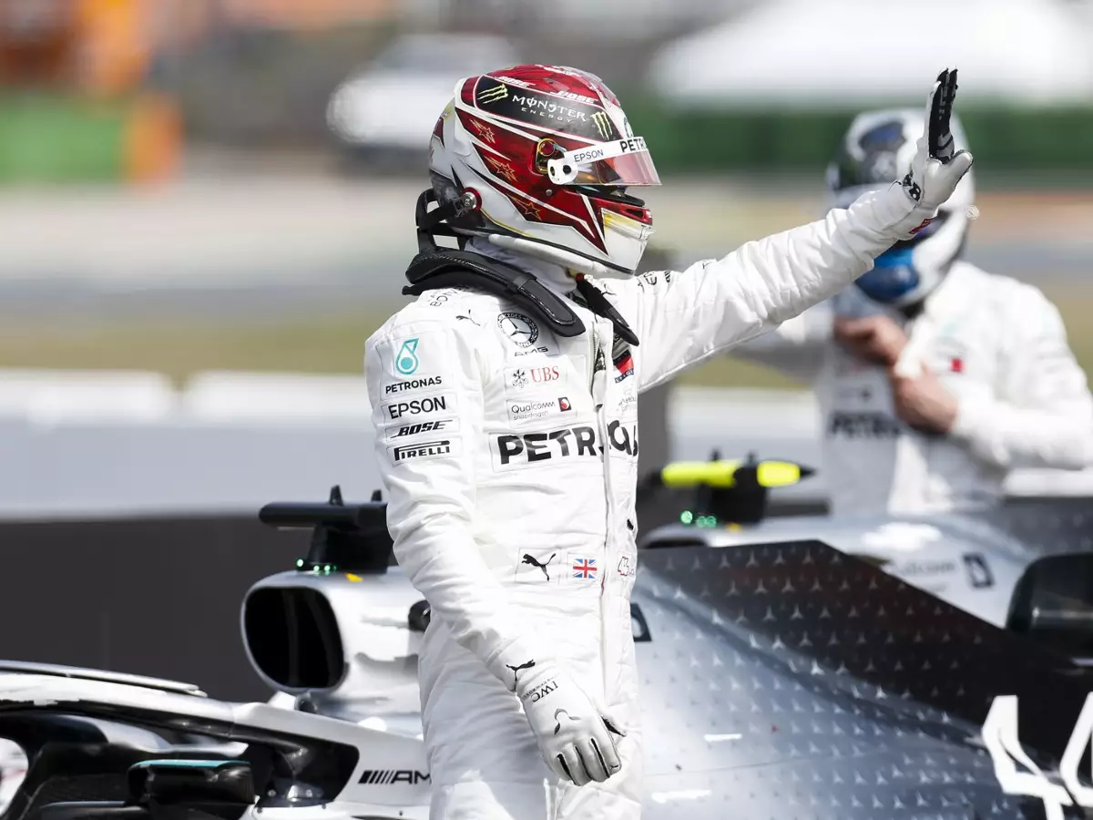 Foto zur News: Hamilton krank in Hockenheim: "Härtestes Wochenende meines Lebens"