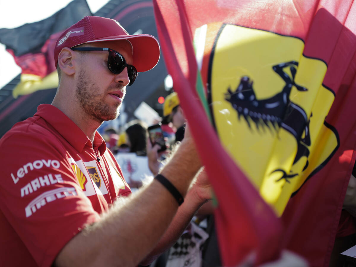 Foto zur News: Sebastian Vettel: "Bringt nichts, das Handtuch zu werfen"