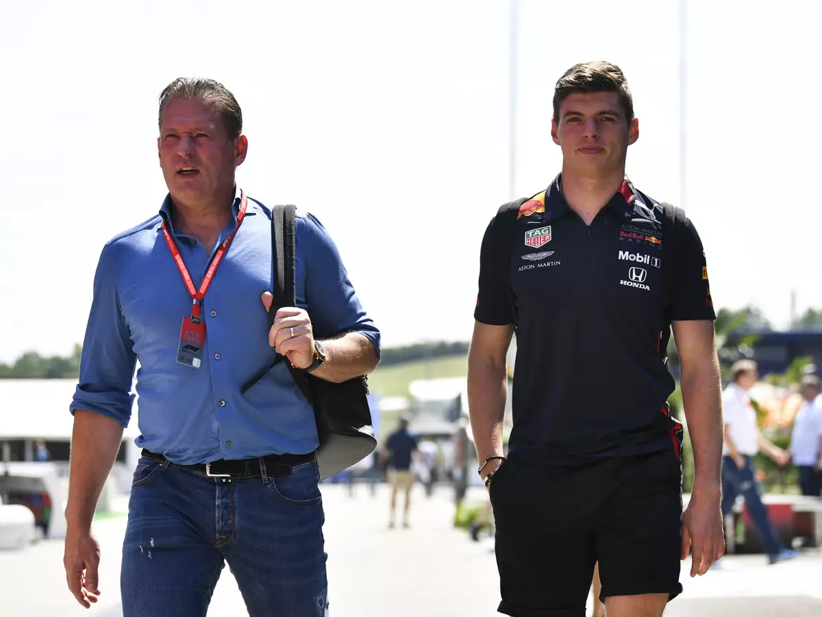 Foto zur News: Papa Jos stolz auf Max Verstappen: "Ist ein echter Mann geworden"