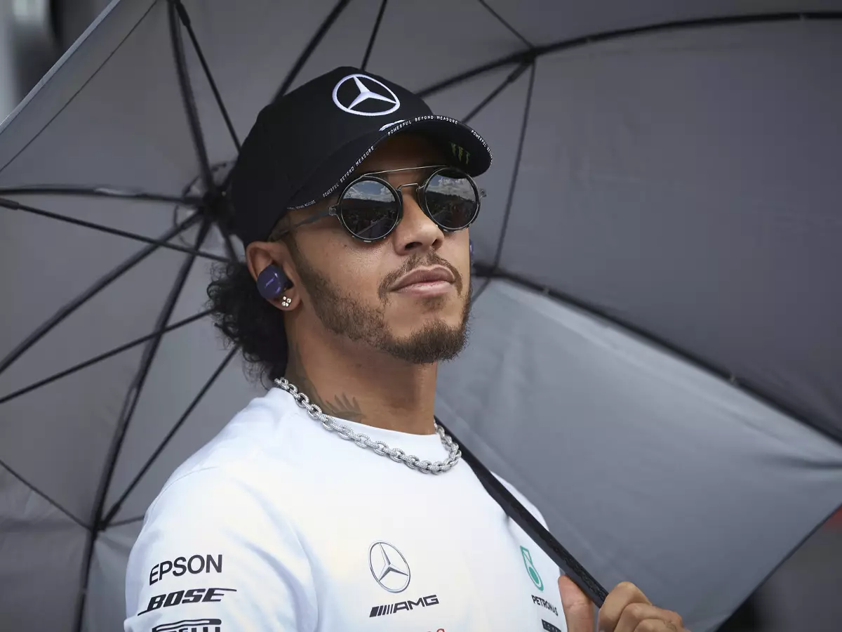 Foto zur News: Lewis Hamiltons Sommerpause: Weniger Party, früher aufstehen!