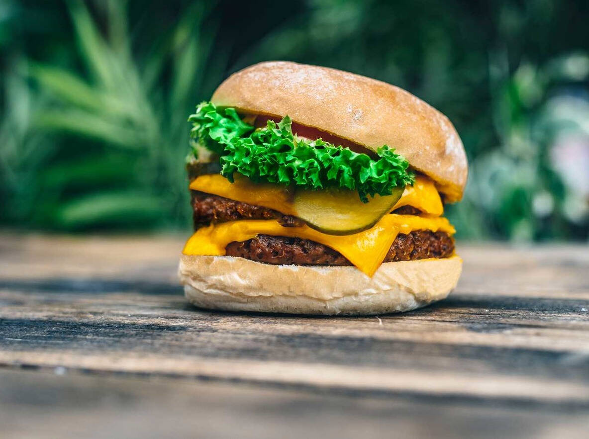 Foto zur News: Lewis Hamilton investiert in fleischlose Burgerkette