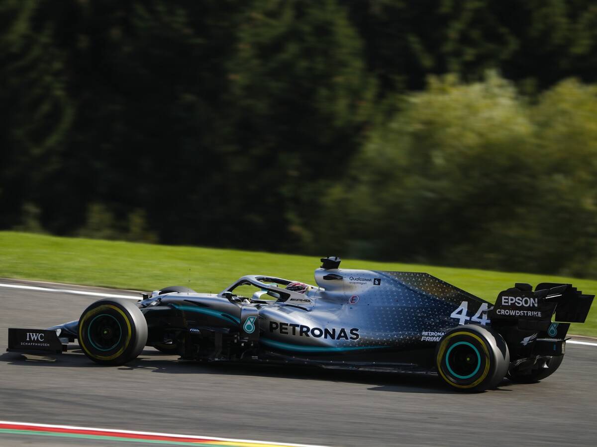 Foto zur News: Mercedes knapp am Sieg vorbei: Zwei Runden mehr und...