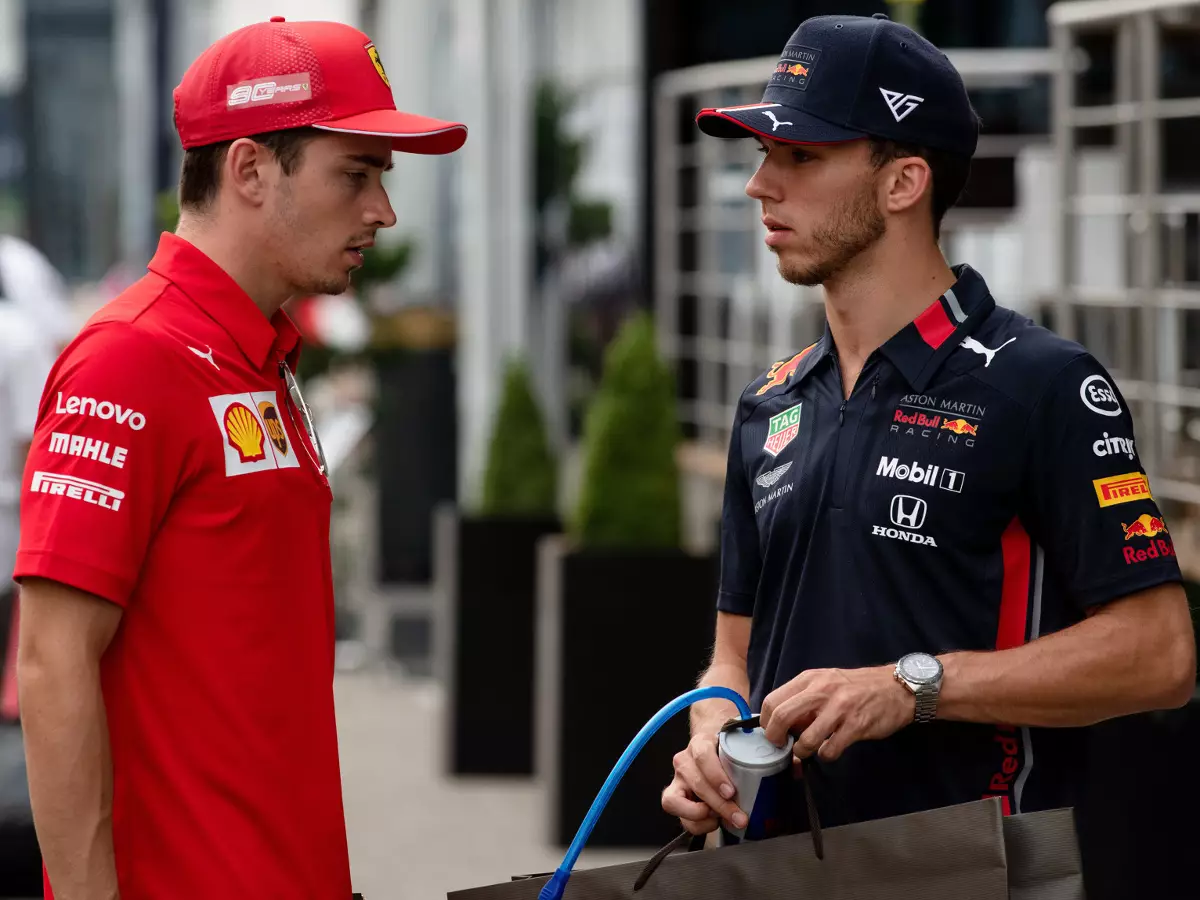 Foto zur News: Pierre Gasly: Habe Leclerc gebeten, das Rennen zu gewinnen