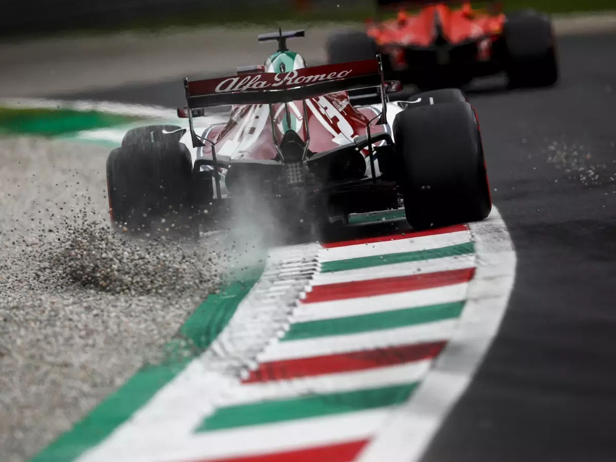 Foto zur News: Kimi Räikkönen: Monza-Trainingscrash tut nicht weiter weh