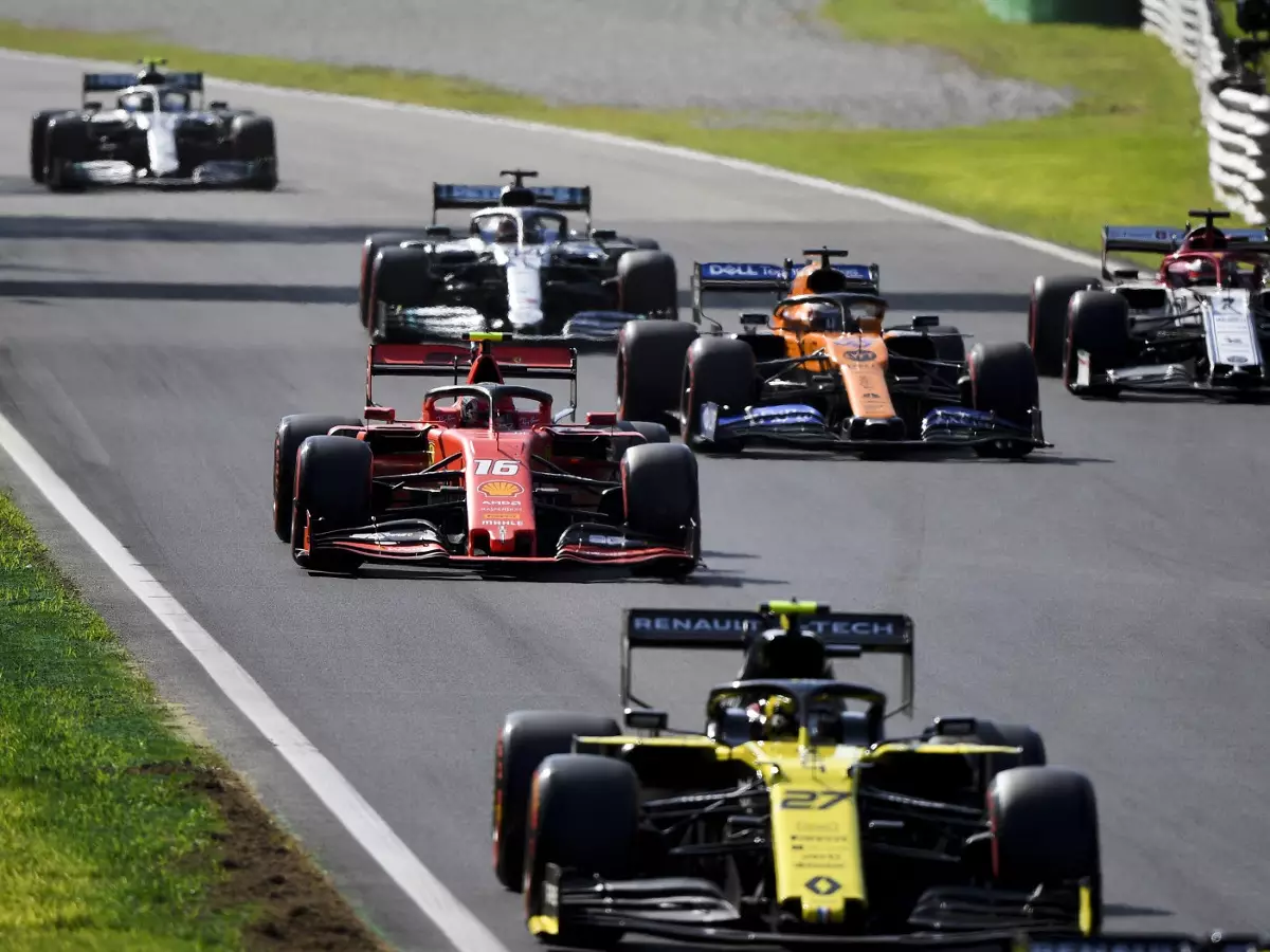 Foto zur News: Leclerc und Sainz erwarten erneute Windschatten-Spiele im Monza-Qualifying