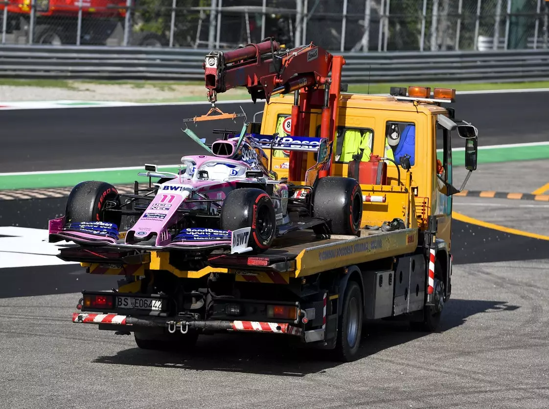 Foto zur News: Nächster Defekt: Perez bekommt neuen Motor der alten Ausbaustufe