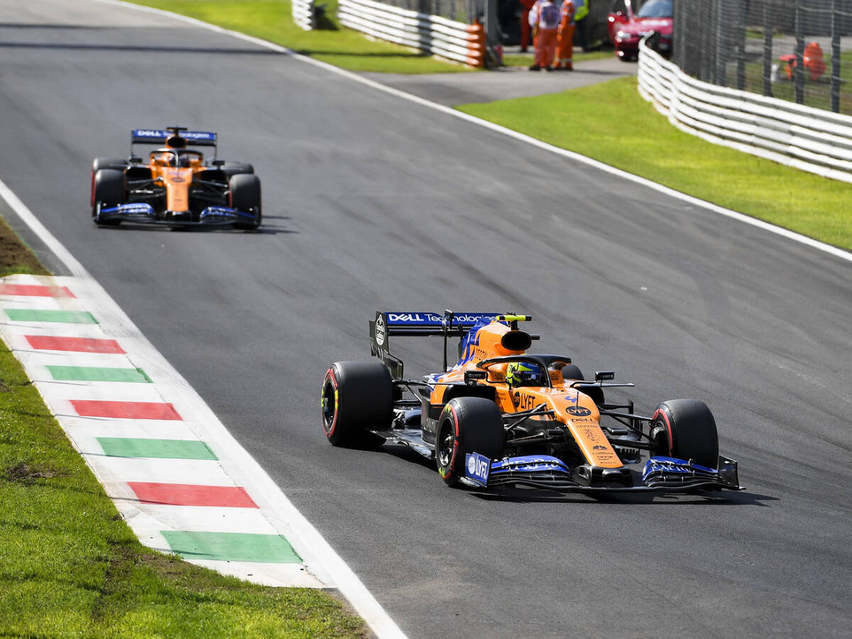 Foto zur News: McLaren setzt auf Teamarbeit: Norris zieht Sainz ins Q3