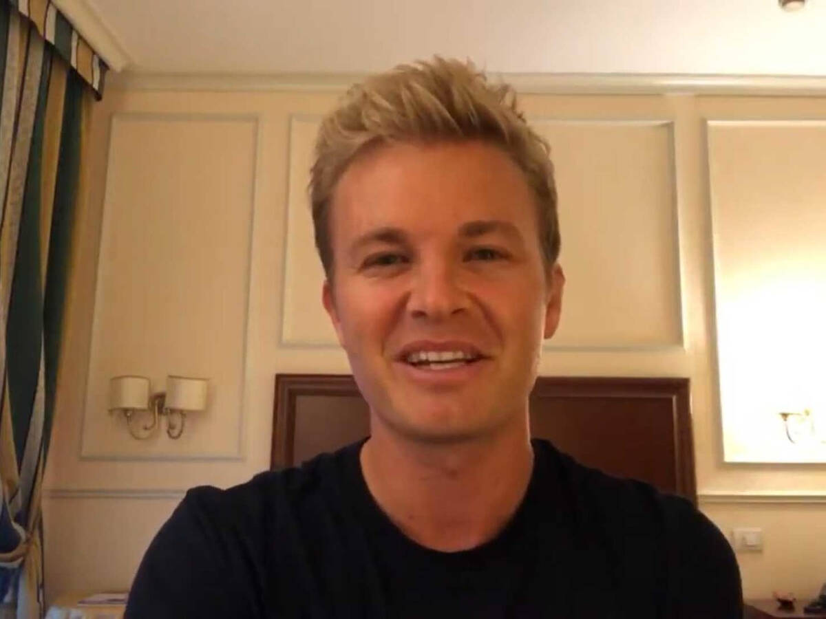 Foto zur News: Krieg der Worte mit Hamilton: Rosberg kündigt "neuen Ton" an