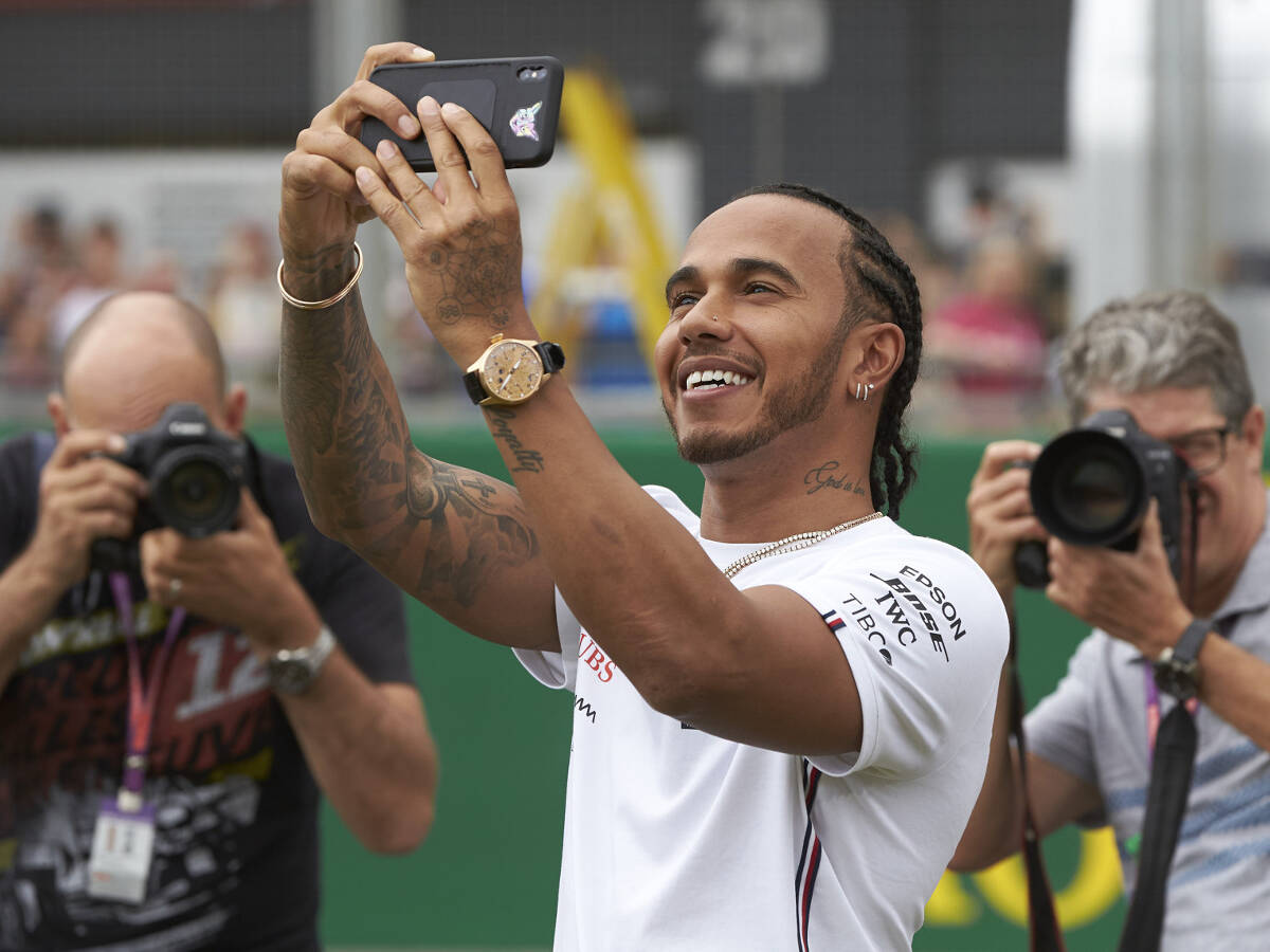 Foto zur News: Social Media: Lewis Hamilton mistet auf Instagram aus