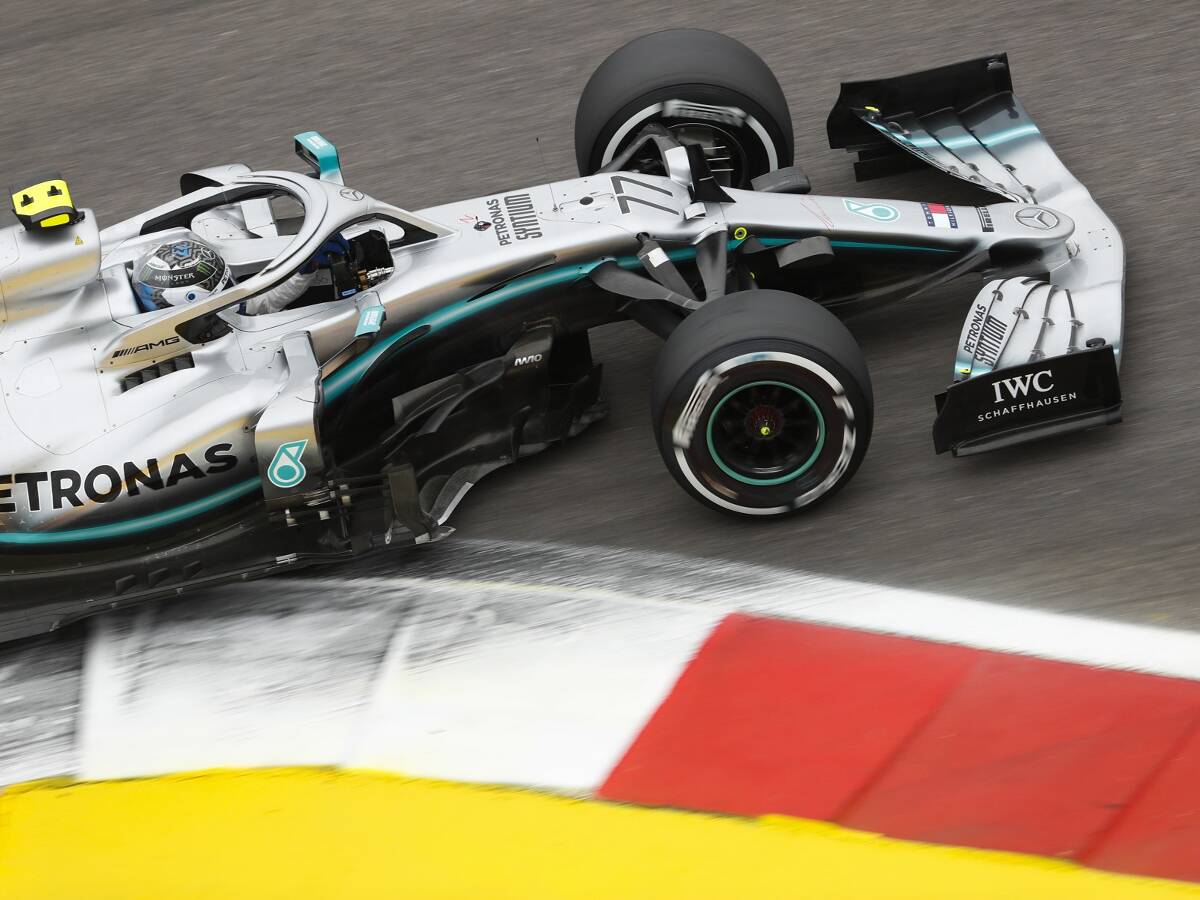 Foto zur News: "Uns fehlt einfach Pace": Mercedes auch auf Paradestrecke Sotschi hinten?