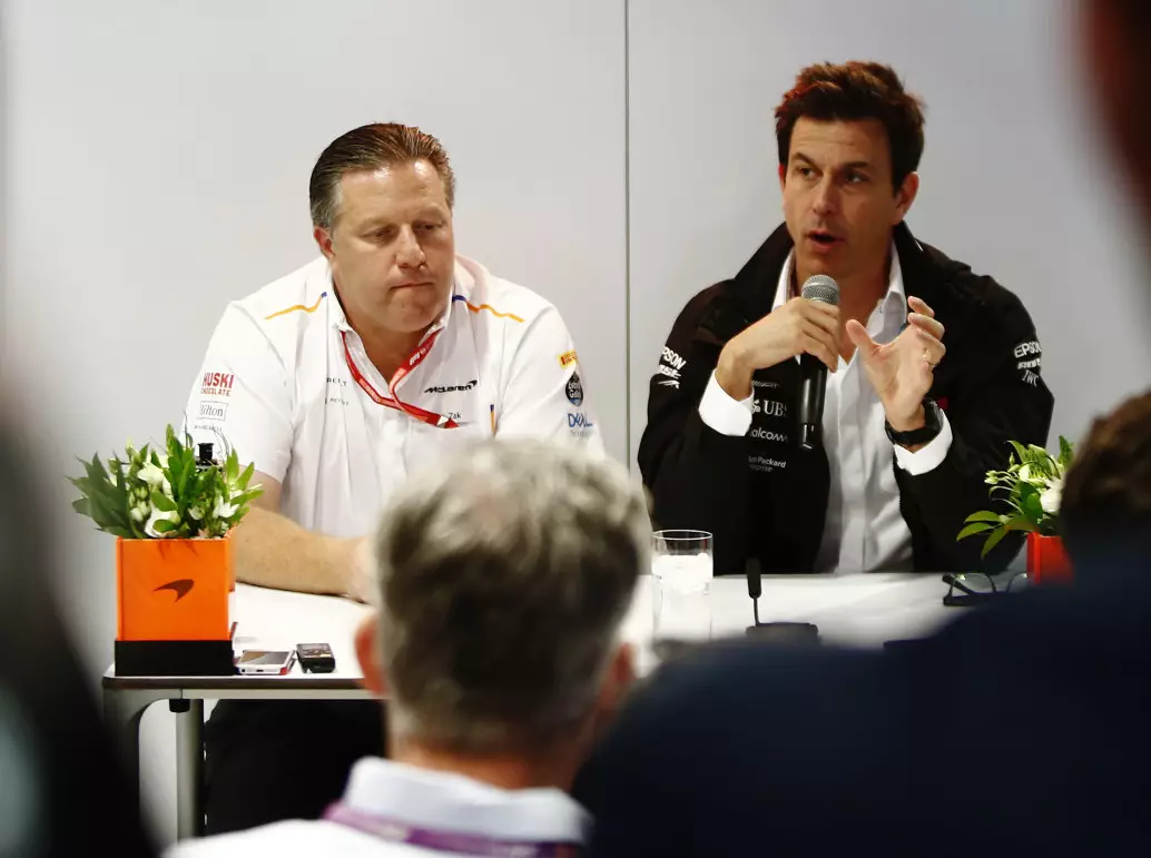 Foto zur News: Toto Wolff: McLaren-Deal kein Indiz für Mercedes-Ausstieg