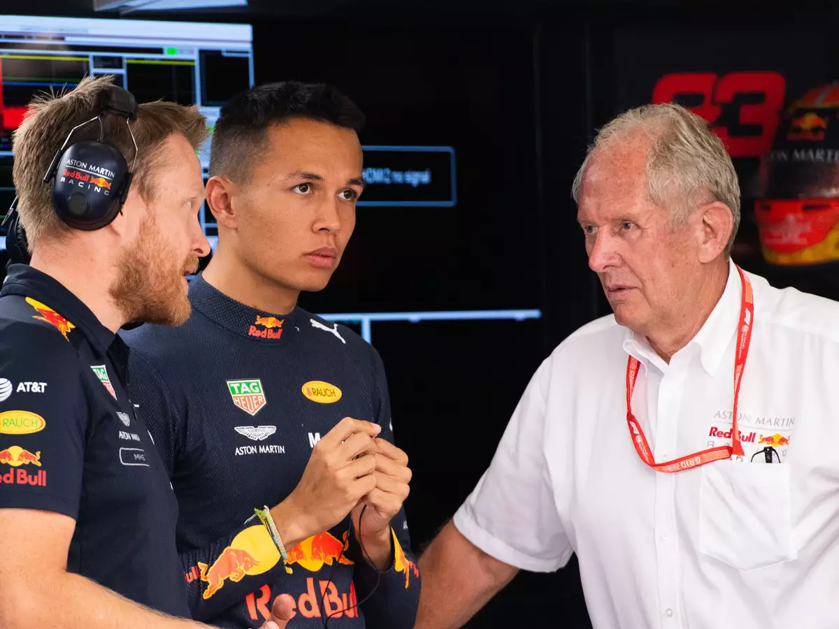 Foto zur News: Albon bei Marko in der Pole-Position? "Bis jetzt waren alle Rennen gut"