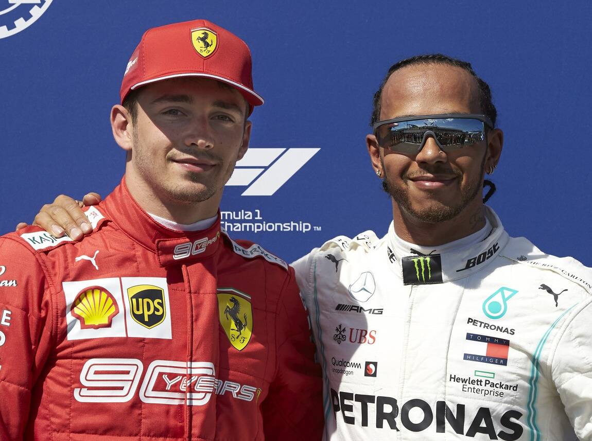 Foto zur News: Mercedes-Treueschwur: Lewis Hamilton will nicht zu Ferrari