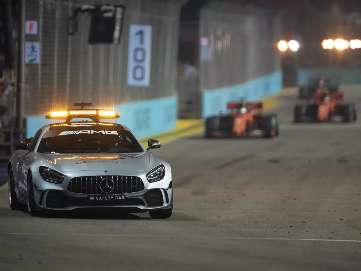 Foto zur News: Video: Bernd Mayländer erklärt das Safety-Car