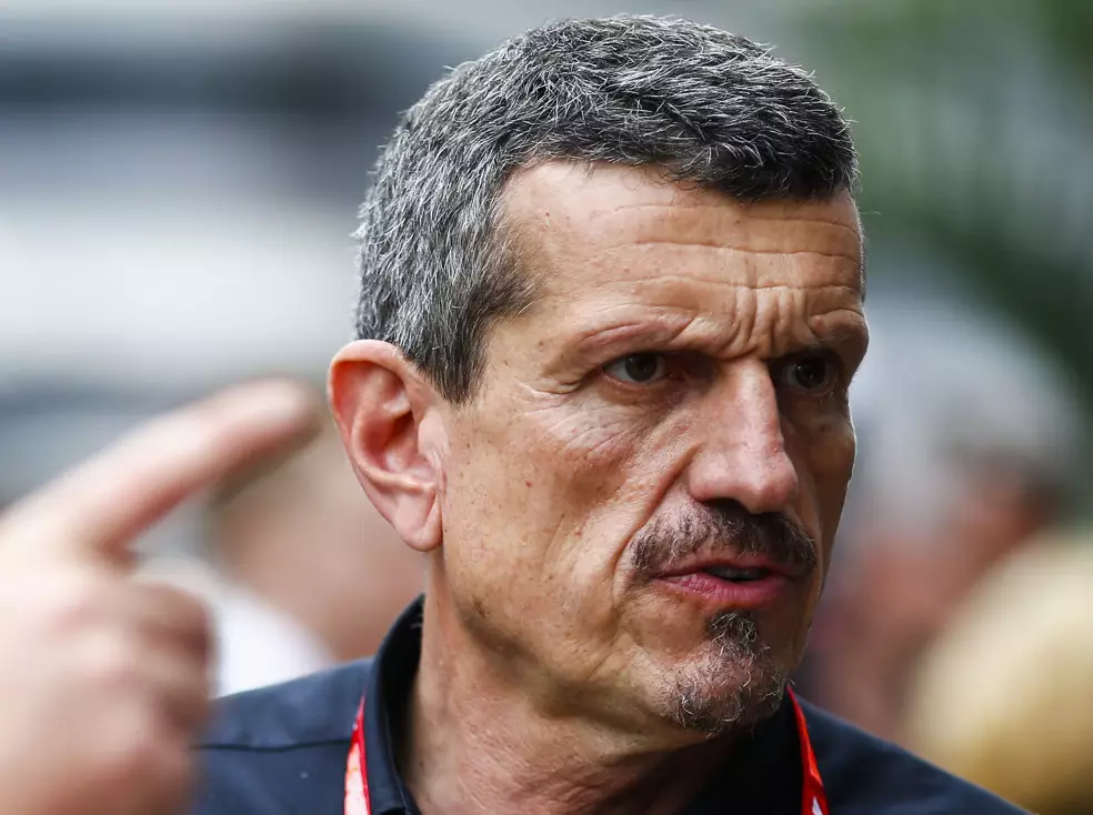 Foto zur News: Exempel bleibt aus: Günther Steiner muss Geldstrafe zahlen