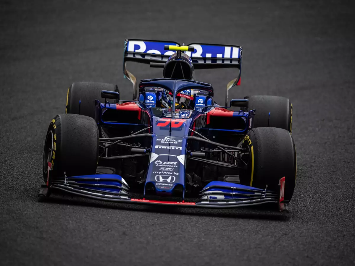 Foto zur News: Toro Rosso: Solides Formel-1-Debüt für Naoki Yamamoto