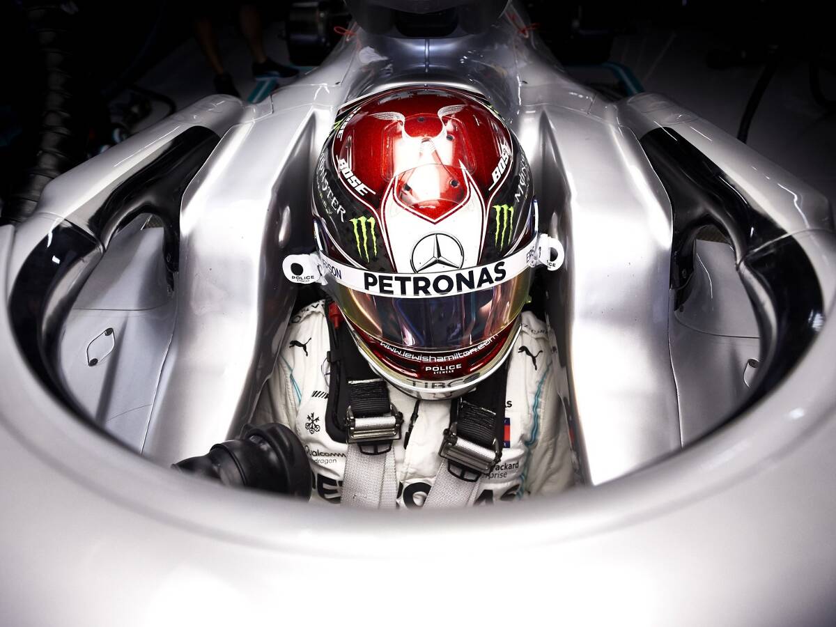 Foto zur News: Um Corona-Rost abzuschütteln: Lewis Hamilton steigt sogar in den Simulator!