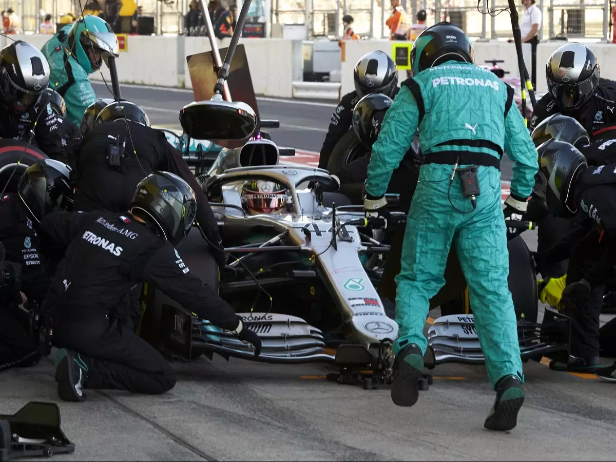Lewis Hamilton Foto zur News: Nico Rosberg: Mercedes opferte Doppelsieg für weniger Stress