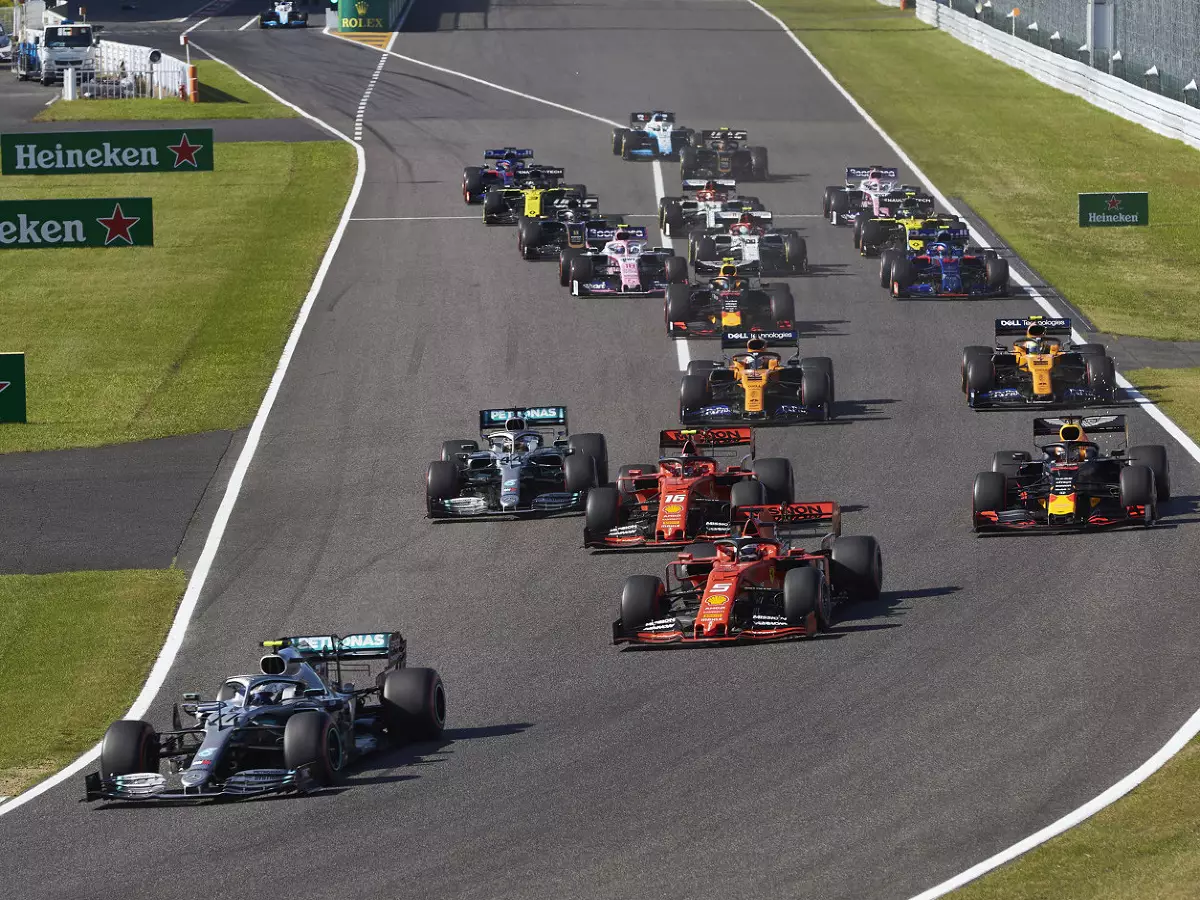 Foto zur News: Valtteri Bottas: Suzuka-Raketenstart war "übermenschlich"