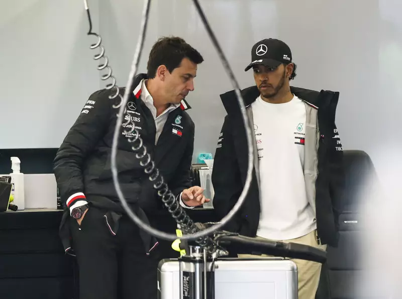 Foto zur News: Toto Wolff: Mercedes-Formkurve liegt nicht an Lewis Hamilton