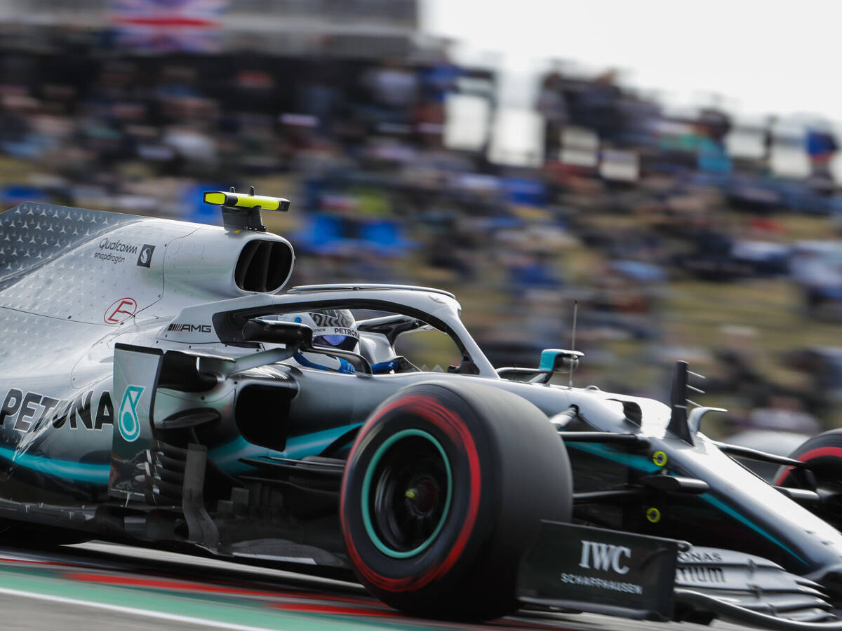 Foto zur News: Valtteri Bottas rätselt: Acht Zehntel Rückstand auf Lewis Hamilton