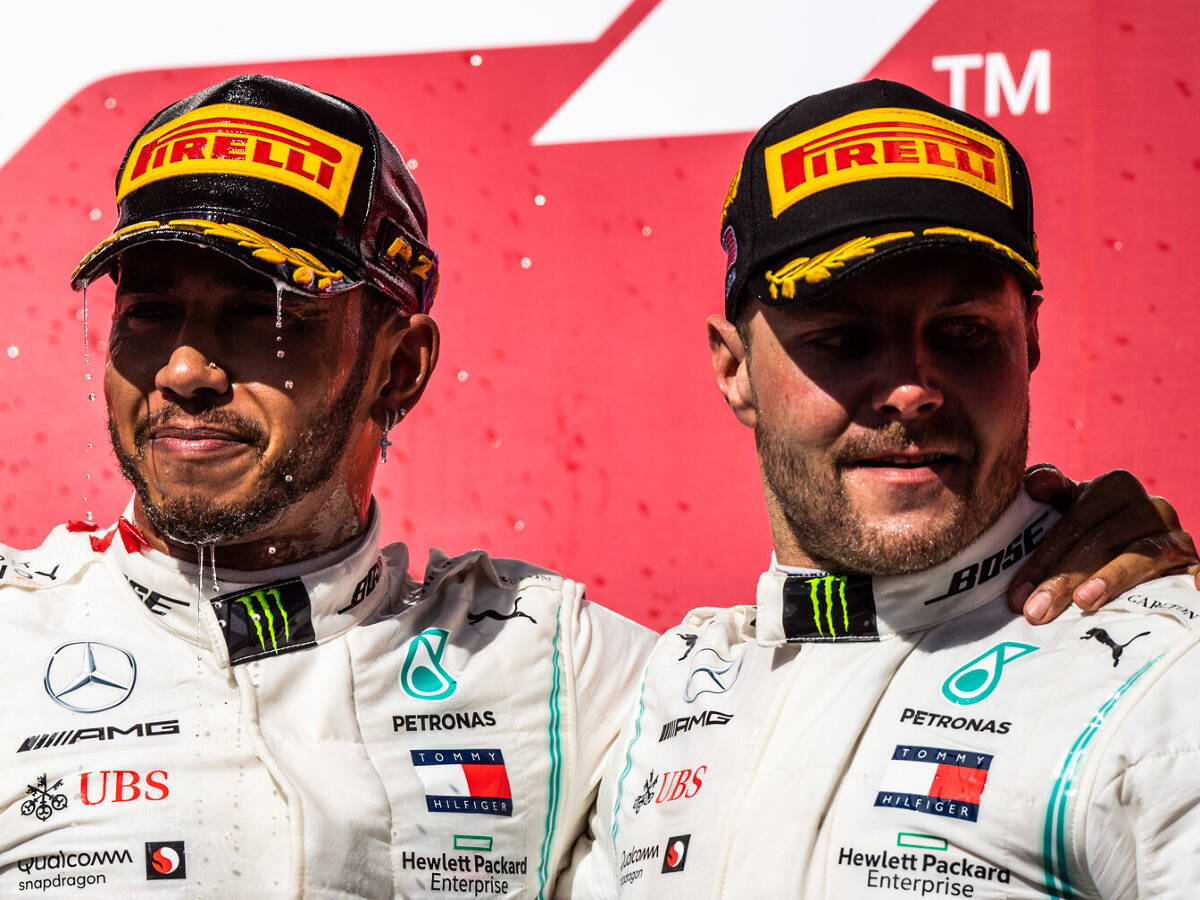 Foto zur News: Lewis Hamilton: Teamwork kann manchmal auch frustrierend sein
