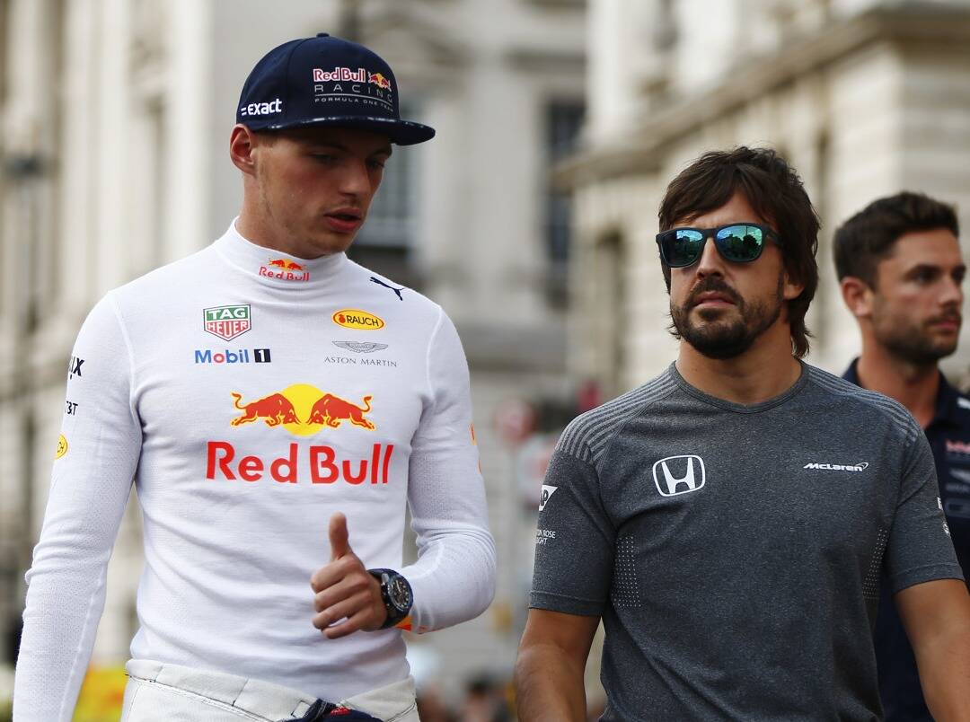 Foto zur News: Fernando Alonso: Max Verstappen aktuell der beste Formel-1-Fahrer