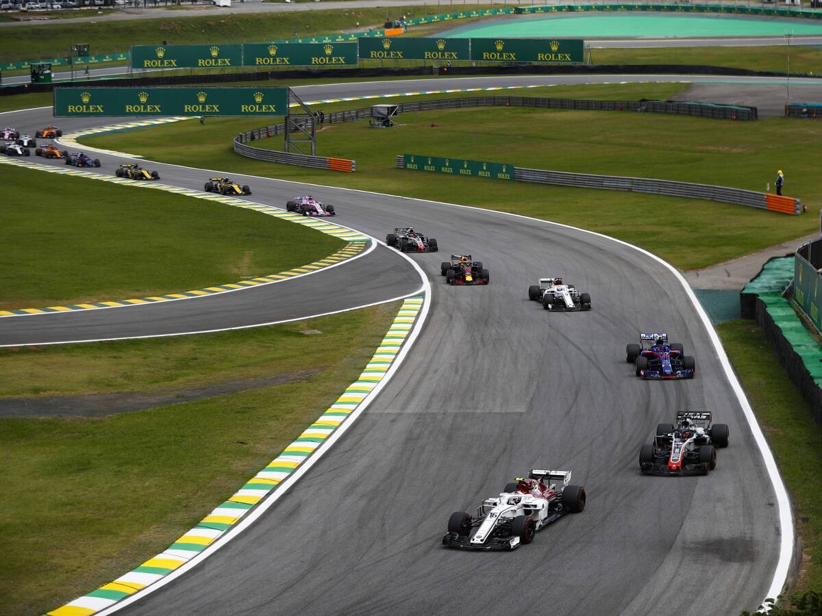 Foto zur News: Daniel Ricciardo: Interlagos fehlt eine High-Speed-Kurve